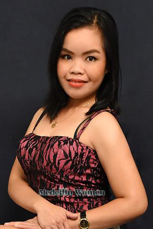 Philippines women
